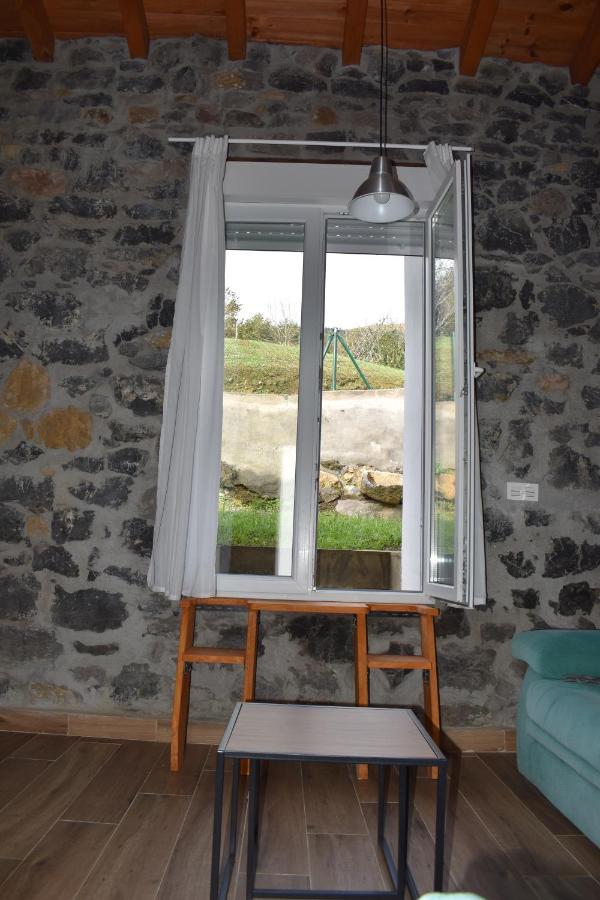 Apartment La Antigua Cuadra Es Un De Piedra Y Altos Techos De Madera Con Mucho Encanto, Jardin Privado Con Barbacoa Y Acceso Al Rio Ason Ramales de la Victoria